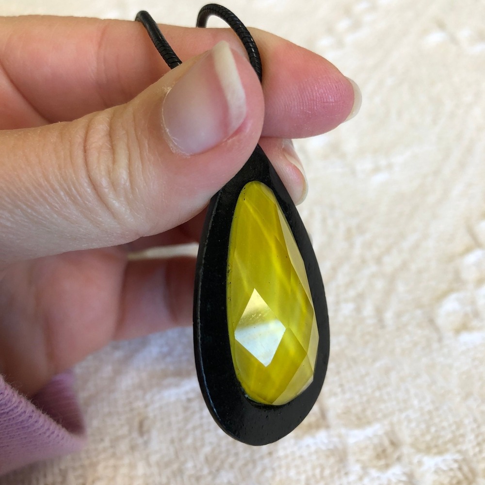 Y2K‎ Teardrop Statement Necklace Black Yellow Resin Pendant Gothic Dark Fairy - Picture 5 of 9